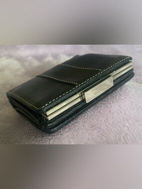 Vintage Coach Black Leather Kisslock Small Bifold Wallet Coin Purse